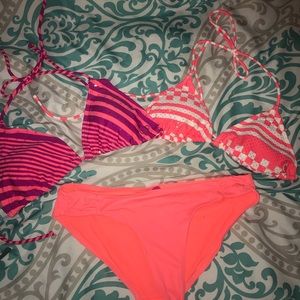Bikini with 2 tops